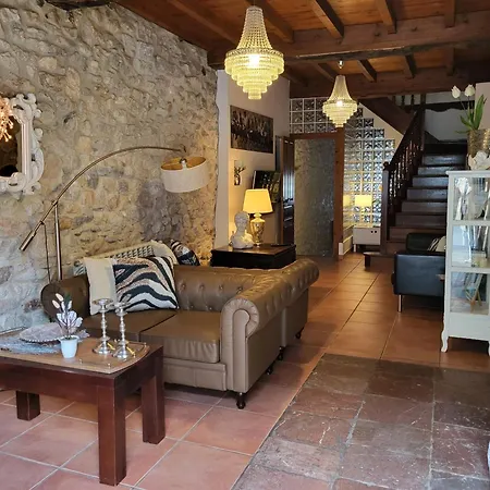 El Juacu * 利亚内斯