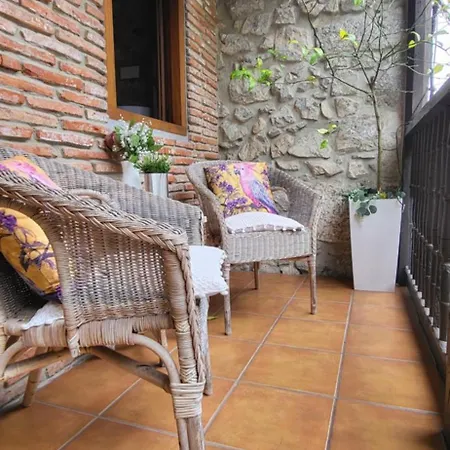 El Juacu Kır Evi Llanes